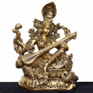Saraswati statue